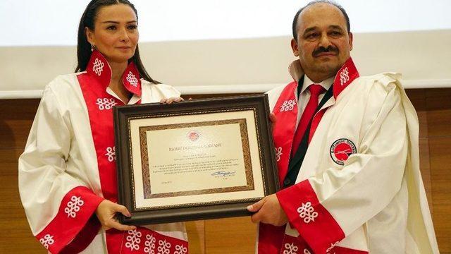 Azerbaycan Milletvekili Paşayeva: türkiye, Tüm Müslüman Dünyasının En Güçlü Kalesidir