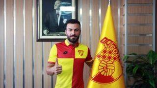 Göztepe’de 3. İmza