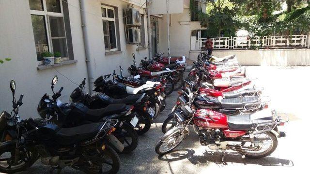 Şanlıurfa’da 4 Günde 233 Çalıntı Motosiklet Ele Geçirildi