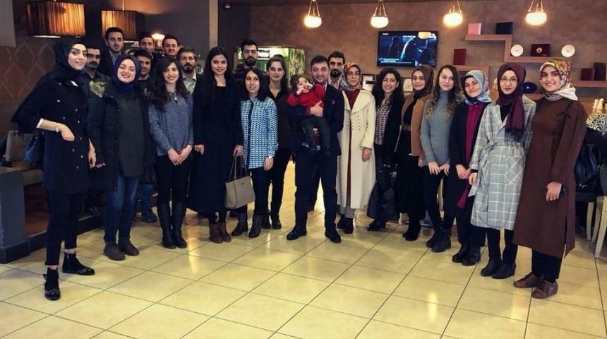 Baro Başkanı Akt&uuml;rk, Avukatlarla Kahvaltıda Biraraya Geldi