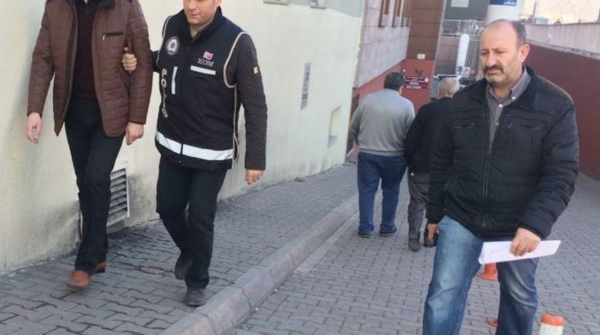 Fet&ouml;&rsquo;ye Finans Desteği Sağlayan Esnafa Operasyon: 8 G&ouml;zaltı