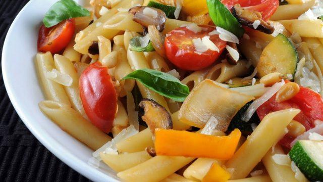 Sebzeli ve Tam Buğday Unlu Makarna