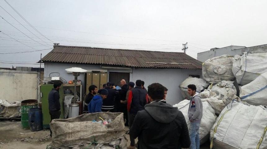 Ruhsatsız Geri D&ouml;n&uuml;ş&uuml;m Depoları M&uuml;h&uuml;rlendi