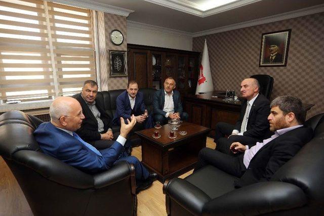 Yaşar, Gimat Turunda 1