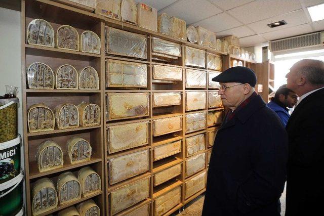 Yaşar, Gimat Turunda 3