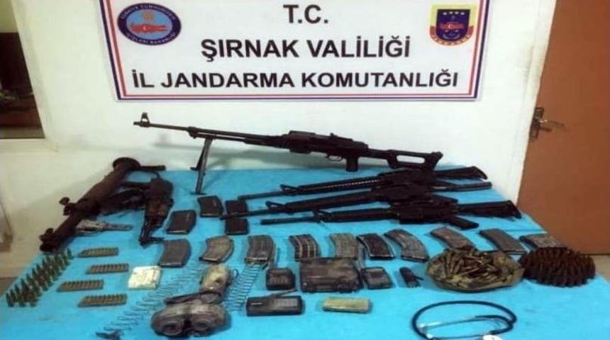 Şırnak&rsquo;ta 8 Pkk&rsquo;lı Etkisiz Hale Getirildi, &Ccedil;ok Sayıda M&uuml;himmat Ele Ge&ccedil;irildi
