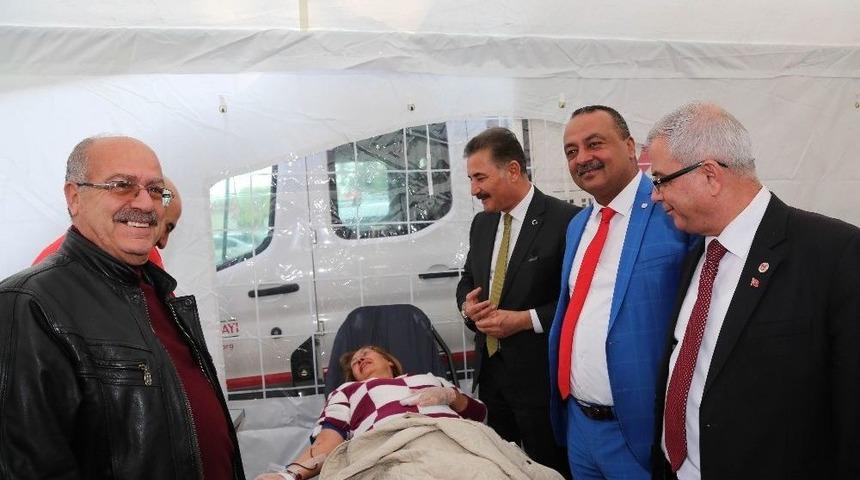 Mersin&rsquo;de Mehmet&ccedil;iğe Kan Bağışı