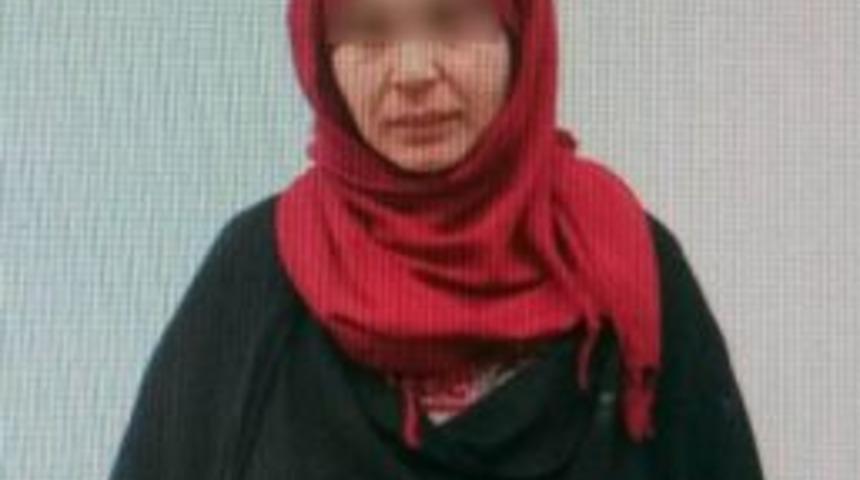 K&ouml;yde Saklanırken Yakalanan Deaş&rsquo;lı Kadın Ter&ouml;rist Tutuklandı