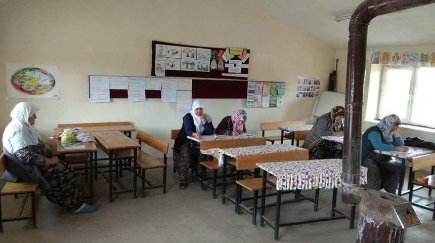K&ouml;ylerdeki Okuma Yazma Kurslarına İlgi
