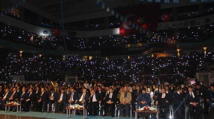 &lsquo;sevdamız T&uuml;rkiye&rsquo; Gecesine Binler Katıldı