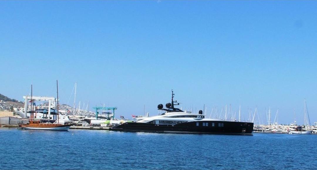 L&uuml;ks Yata 9 Tankerle 700 Bin Liralık Akaryakıt Y&uuml;klendi