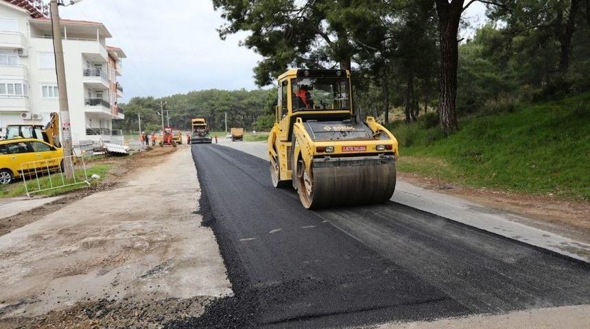 Manavgat Kavaklı Mahallesi&rsquo;ne Sıcak Asfalt