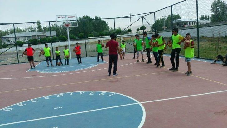 İpekyolu Belediyesinin Yaz Kurslarına Yoğun İlgi G3