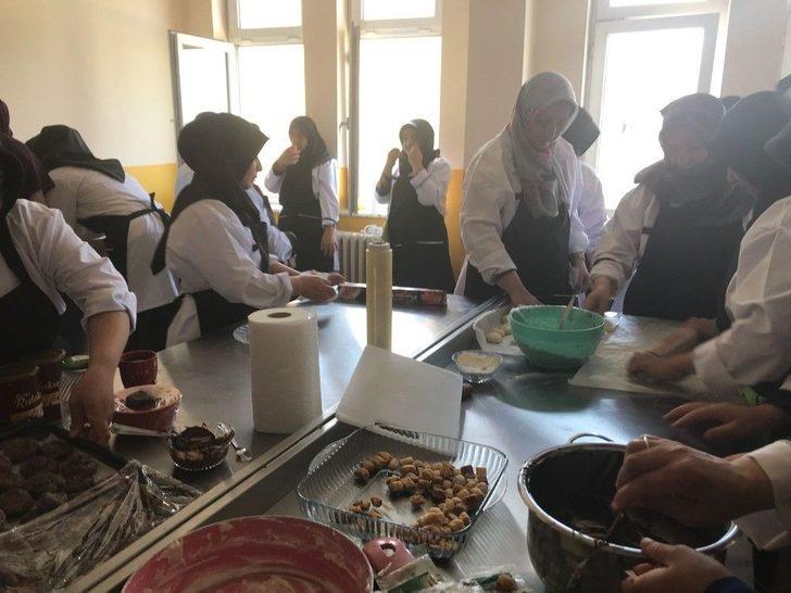 İpekyolu Belediyesinin Yaz Kurslarına Yoğun İlgi G4