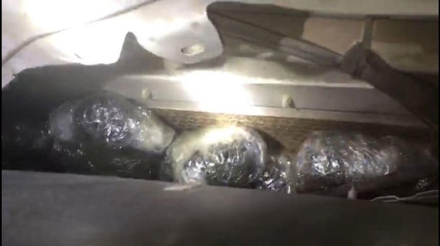 Van&rsquo;da 4 Kilo 150 Gram Afyon Sakızı Ele Ge&ccedil;irildi