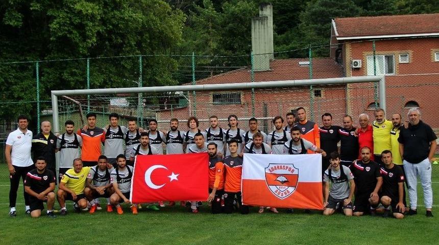 Adanaspor&rsquo;da &rsquo;d&uuml;nya Adanasporlular G&uuml;n&uuml;&rsquo; Kutlandı