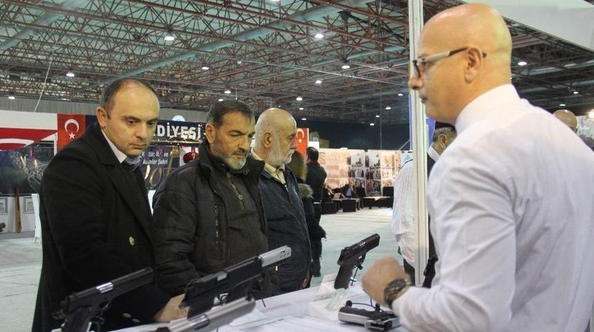 (&ouml;zel) Yerli &Uuml;retim Silahlar G&ouml;renleri Gururlandırıyor