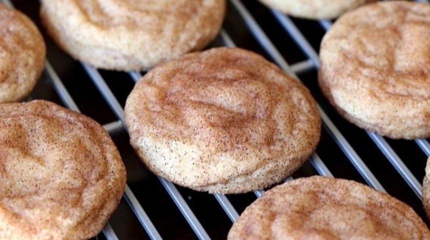 Şekerli Tarçınlı Kurabiye