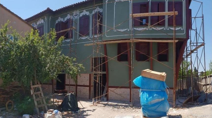 Demirciler Konağı G&uuml;n Y&uuml;z&uuml;ne &Ccedil;ıkıyor