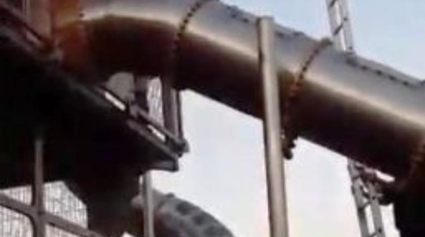 Parkta Oyun Alanlarında Mahsur Kalan &Ccedil;ocuk Kurtarıldı