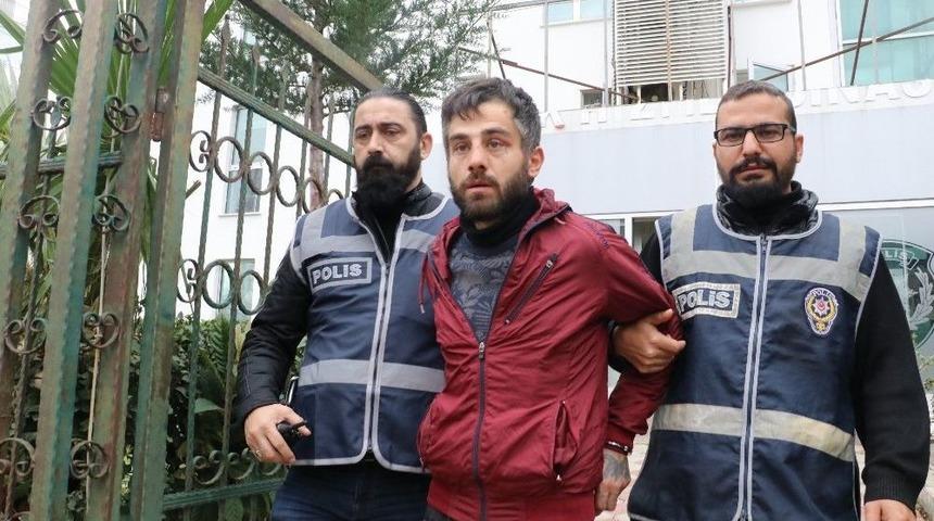 27 Ayrı İşyerine Giren Elektronik Hırsızı Yakalandı