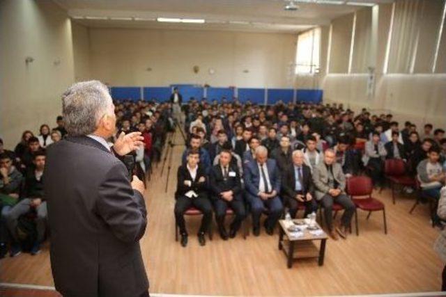 Merkez Mesleki Ve Teknik Anadolu Lisesi&rsquo;nin Konuğu Başkan B&uuml;y&uuml;kkılı&ccedil; Oldu 1