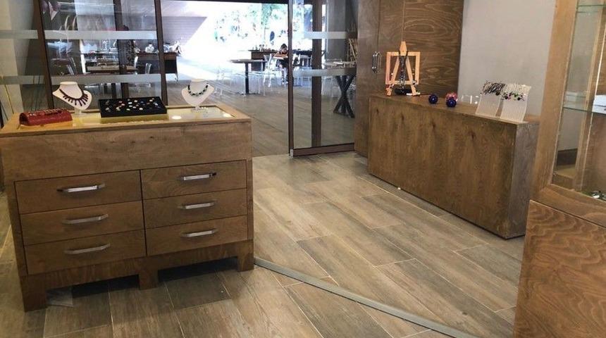 Cam Sanatları Merkezi Ziyaretçilerini Bekliyor