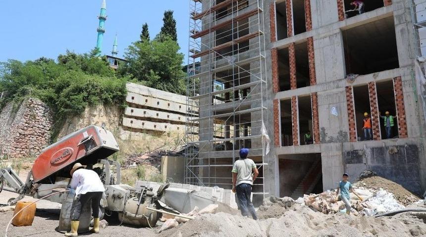 Kocaeli&rsquo;nin İlk Yeşil Kamu Binasında Son Gelindi