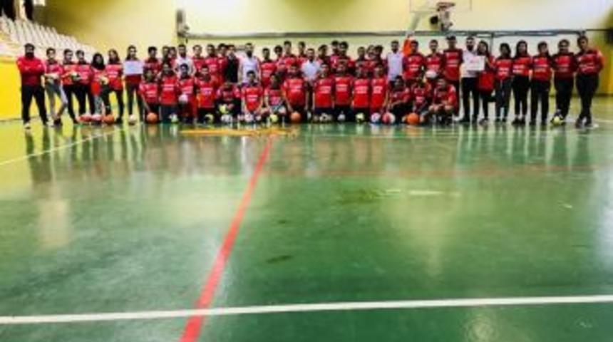 Ceylanpınar&rsquo;da &Ouml;zel Yetenek Kursları İle Gen&ccedil;leri Geleceğe Hazırlıyor