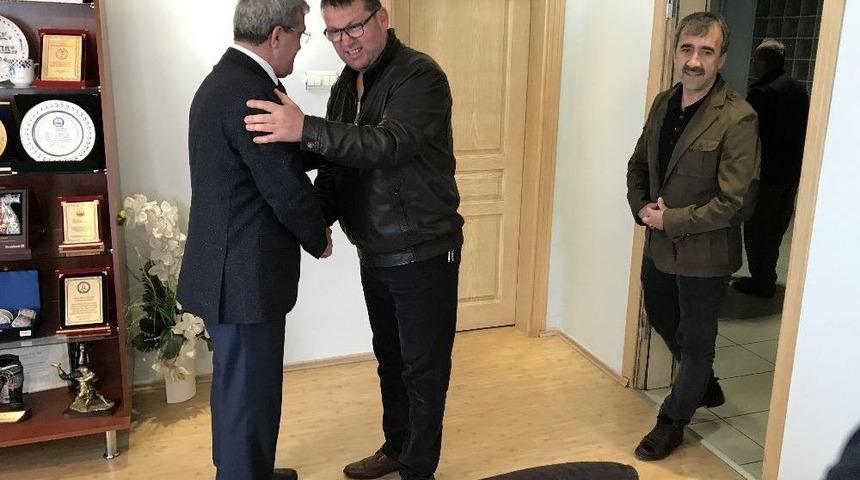 Se&ccedil;imlerini Bitiren Oda Başkanlarından Akcan&rsquo;a Ziyaret