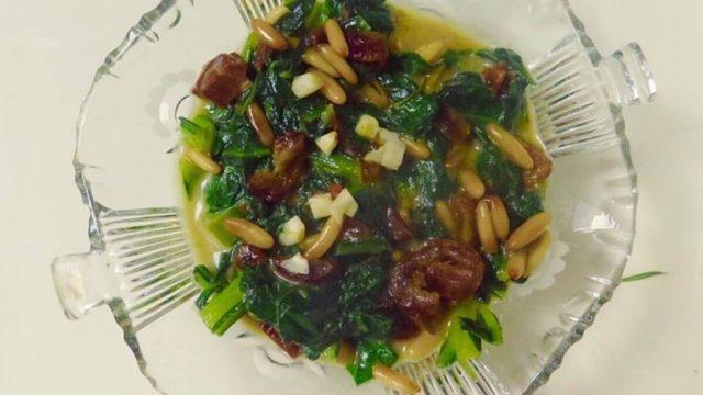 Hurmalı Fıstıklı Pazı