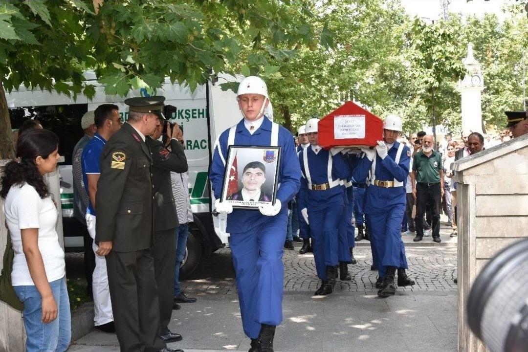 Kazada Şehit Olan Astsubay Boztoprak &Ccedil;orlu&rsquo;da Defnedildi