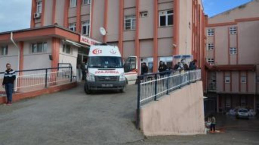 İzmir&rsquo;de Demir &Ccedil;elik Fabrikasında İş Kazası: 2 Yaralı