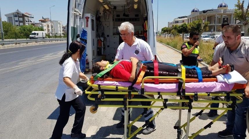 Manavgat &rsquo;ta Trafik Kazası: 4 Yaralı