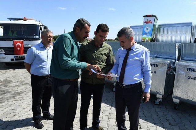 Yeşilyurt Belediyesi 577 Galvanizli Çöp Konteynırı Aldı