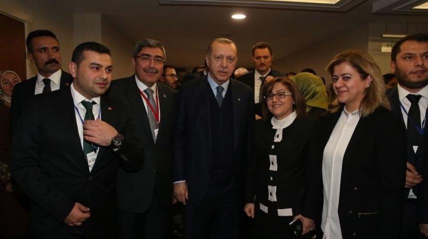 Cumhurbaşkanı Erdoğan Ve Başbakan Yıldırım&rsquo;dan Fatma Şahin&rsquo;e Yakın İlgi