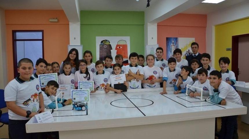 Kodlarize Projesi Devam Ediyor