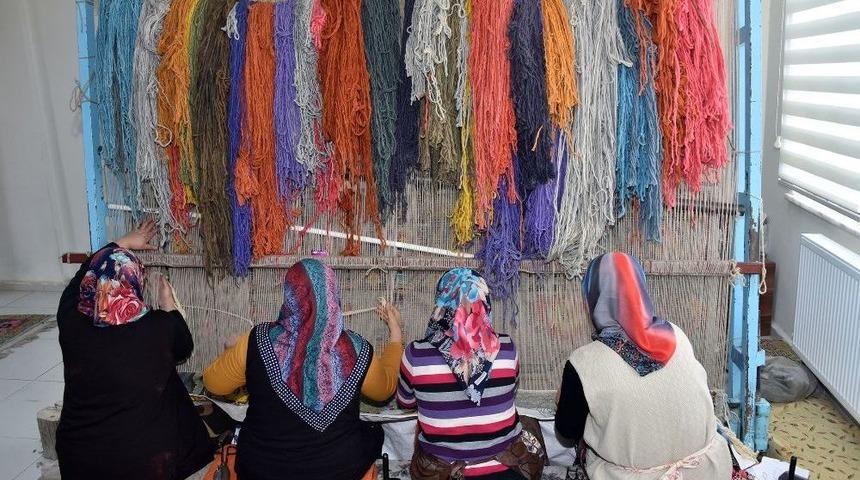 Komek&rsquo;te Tarih Yeniden Dokunuyor