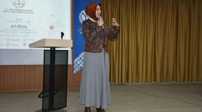 &lsquo;dijital Gelecekte Eğitim&rsquo; Semineri Verildi