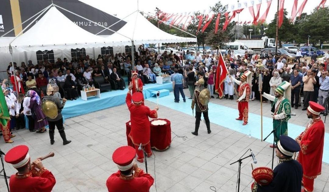 Başkan Sekmen: &ldquo;esmek&rsquo;te 32 Bin Vatandaşımız Eğitim G&ouml;rd&uuml;&rdquo;