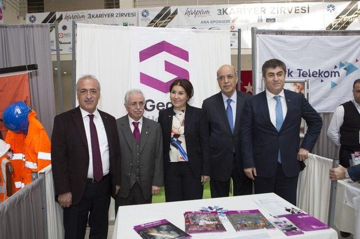 Rektör Çomaklı, Etü’nün Kariyer Zirvesine Katıldı G1