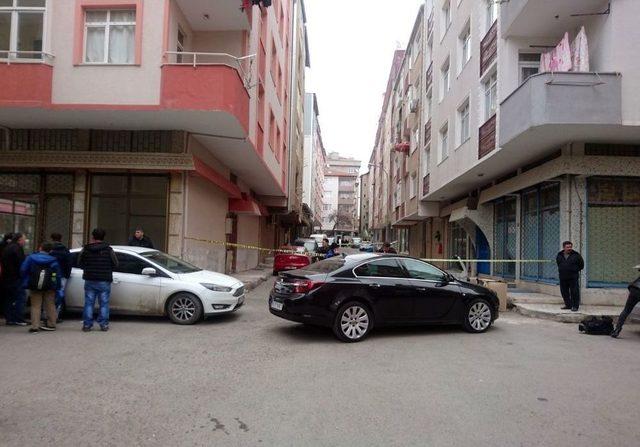 Pendik’te Bir Şahıs Boşanmakta Olduğu Eşi Ve Eşinin Oğlu İle Baldızını Vurdu