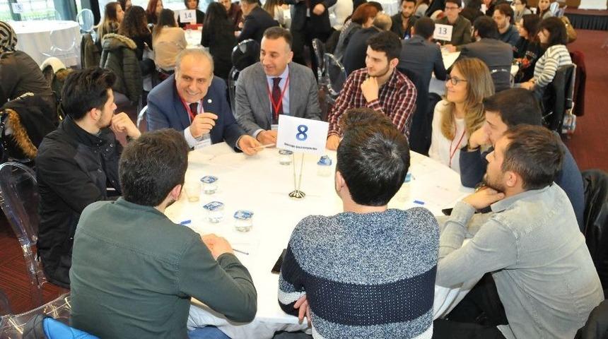 İş Dünyası Öğrencilerle Buluştu