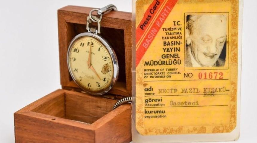 Necip Fazıl Kısak&uuml;rek&rsquo;in Saati Ve Basın Kartı Ulucanlar&rsquo;da