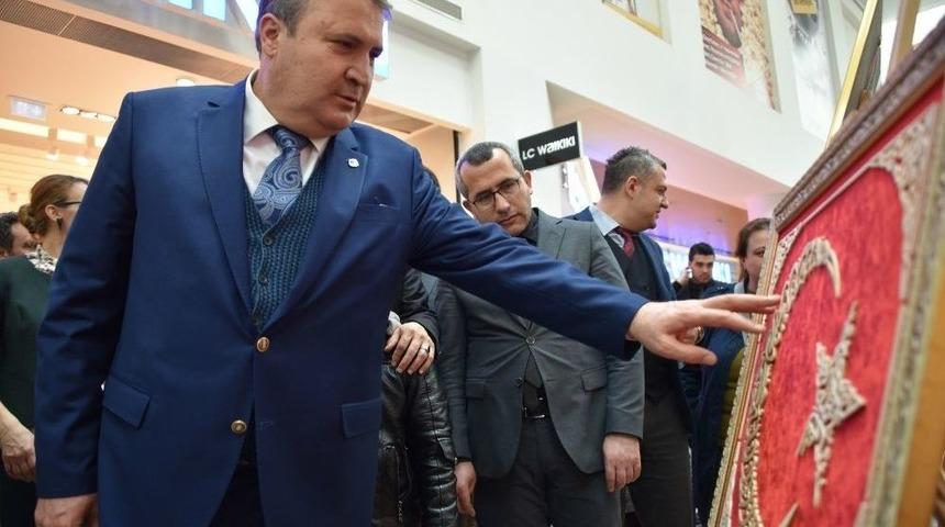 Ahşaplar Usta Ellerde Sanat Eserine D&ouml;n&uuml;şt&uuml;