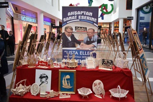 Ahşaplar Usta Ellerde Sanat Eserine Dönüştü