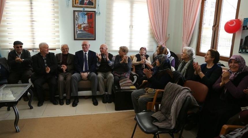 Koca &Ccedil;ınar Yaşam Merkezi 1&rsquo;nci Yaşını Kutladı