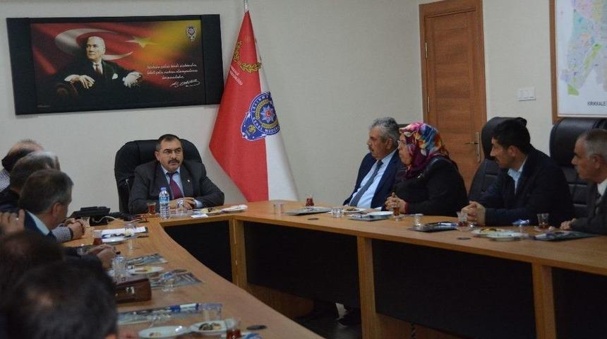 Emniyet M&uuml;d&uuml;r&uuml; &Ccedil;orumlu, Muhtarları Dinledi