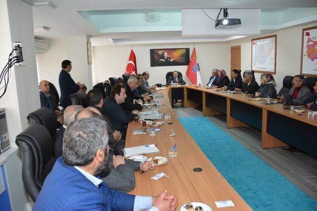 Emniyet M&uuml;d&uuml;r&uuml; &Ccedil;orumlu, Muhtarları Dinledi 1