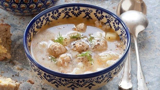 Sulu Köfte Çorbası